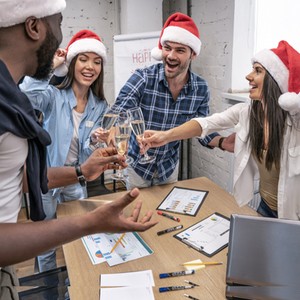  Christmas Sales Contests for Increased Productivity